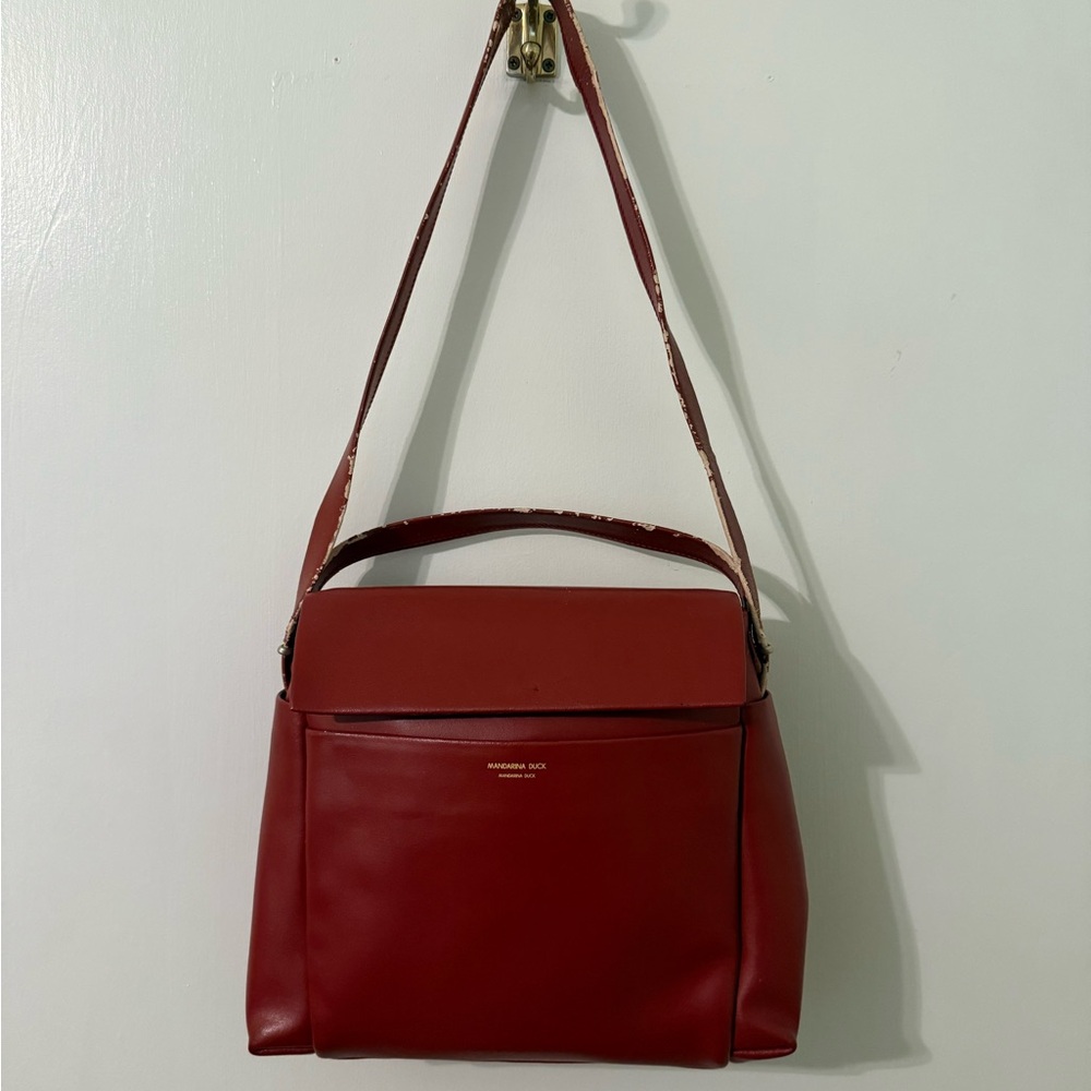 Vintage RARE Mandarina Duck Red Leather Leather bag